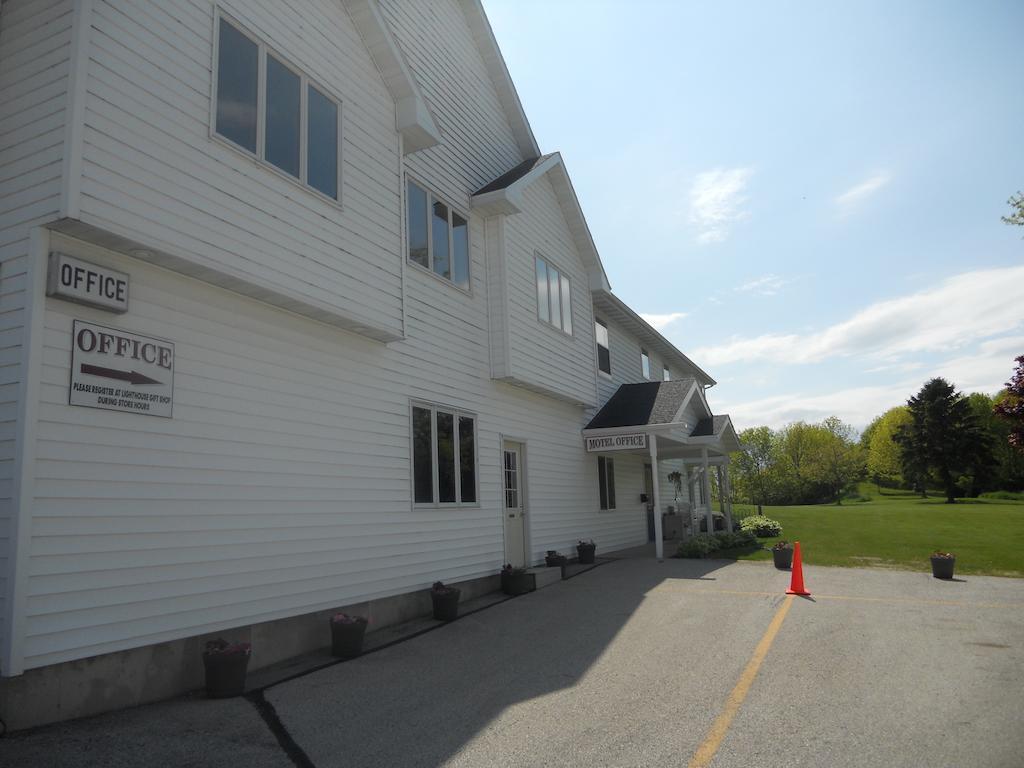 Coho Motel Kewaunee Luaran gambar